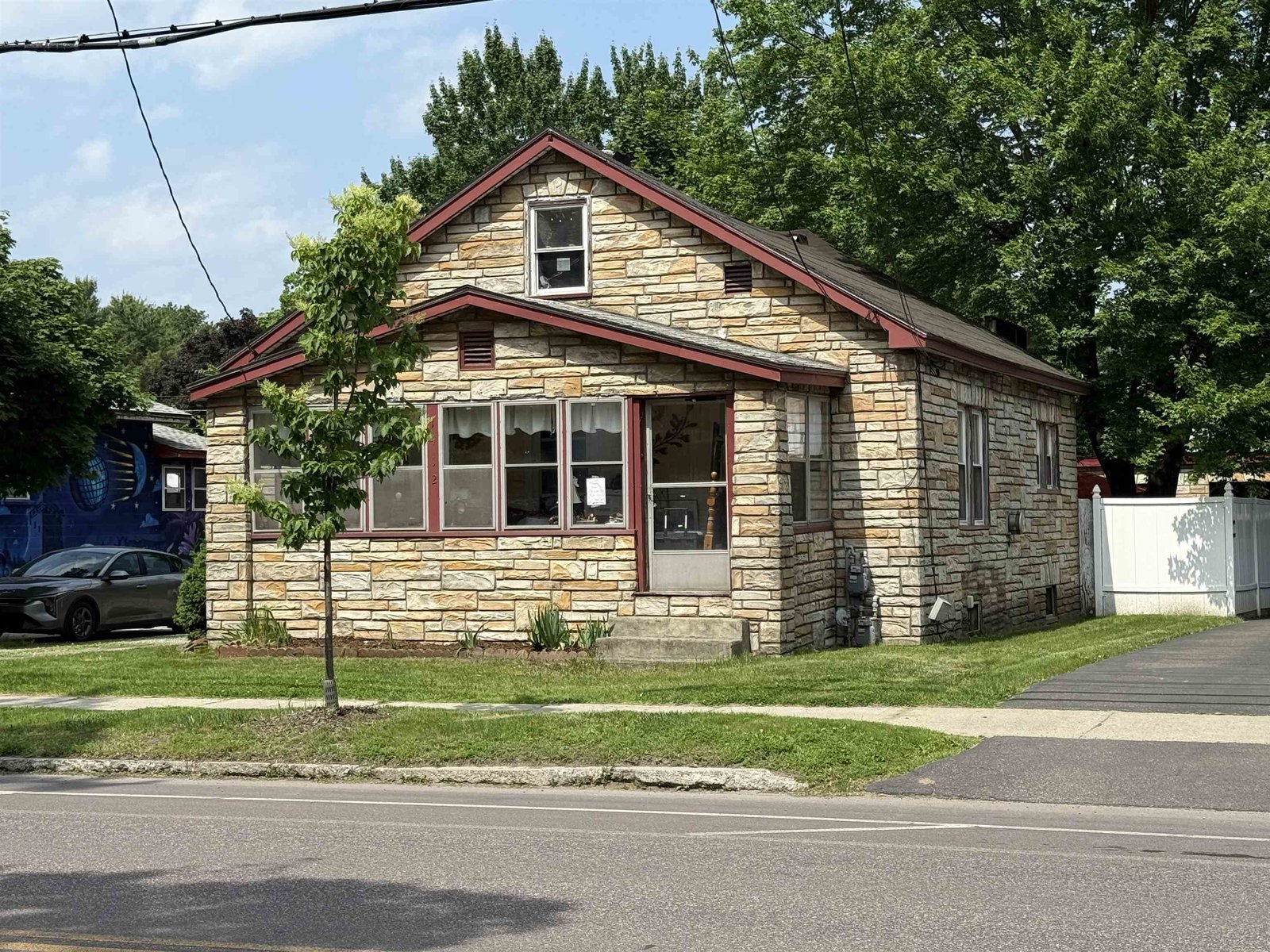 1412 North Avenue, Burlington