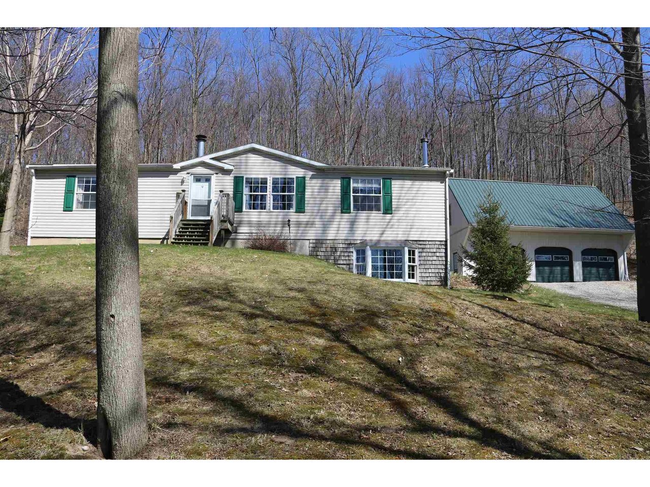 1417 Mountain Road