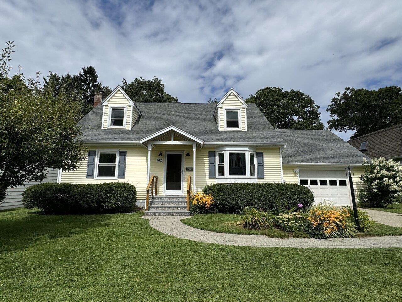 142 Killarney Drive