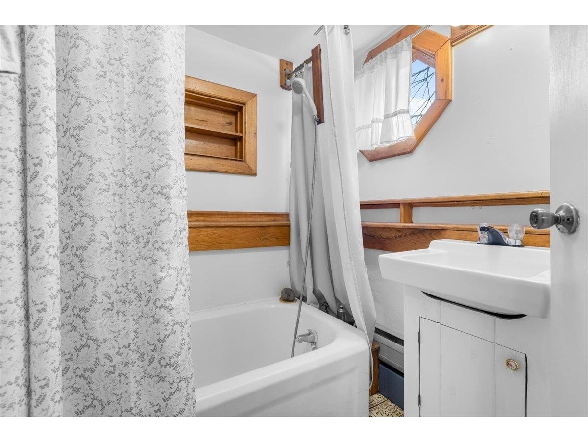 142 King Pond Road