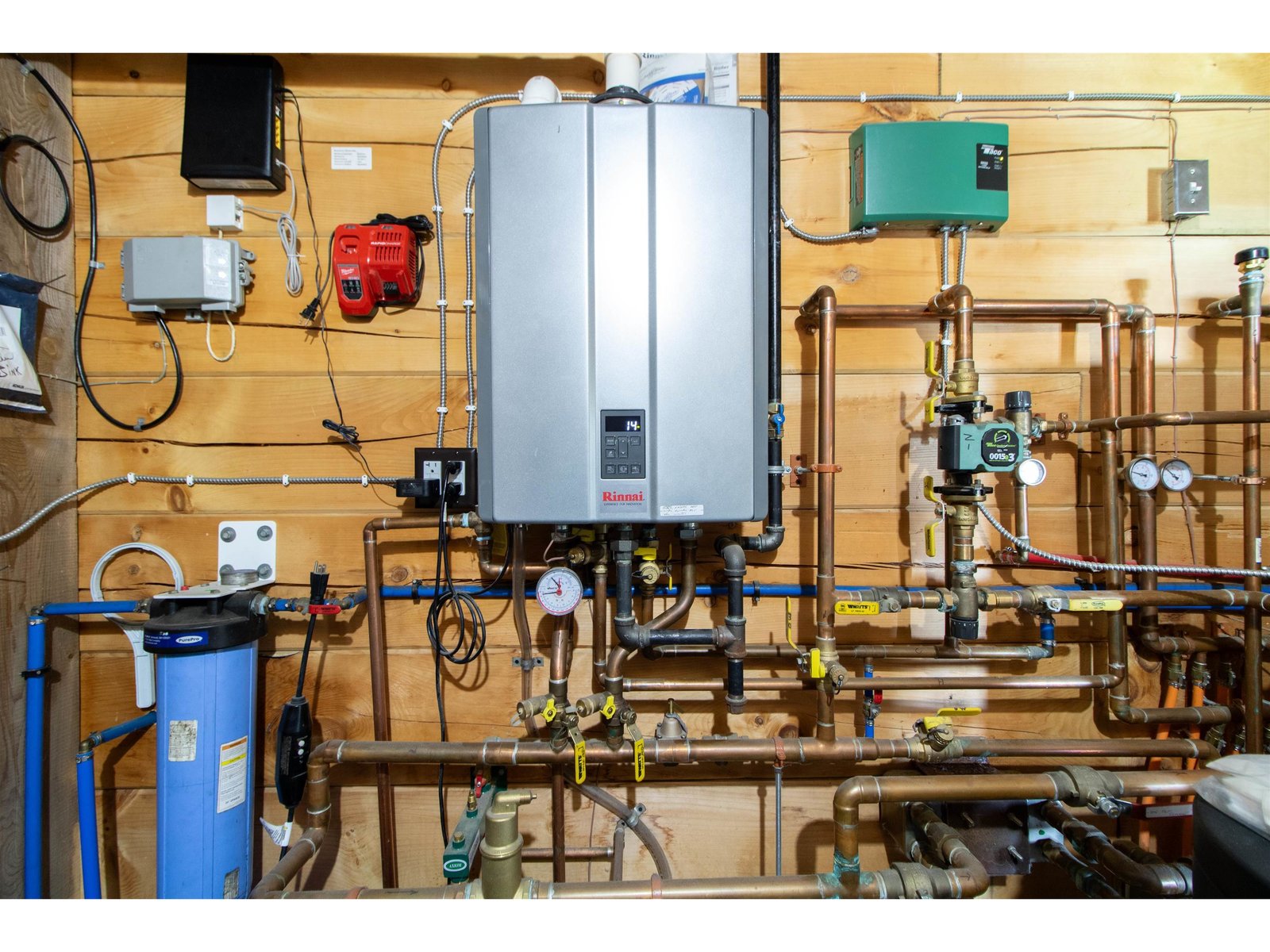 Wood or Propane heated Radiant Floors