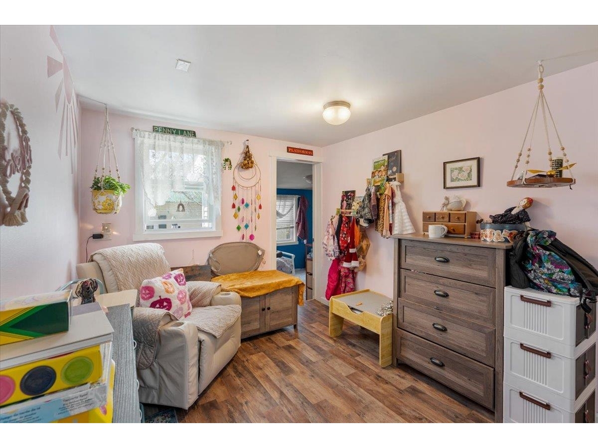 142 Penny Lane