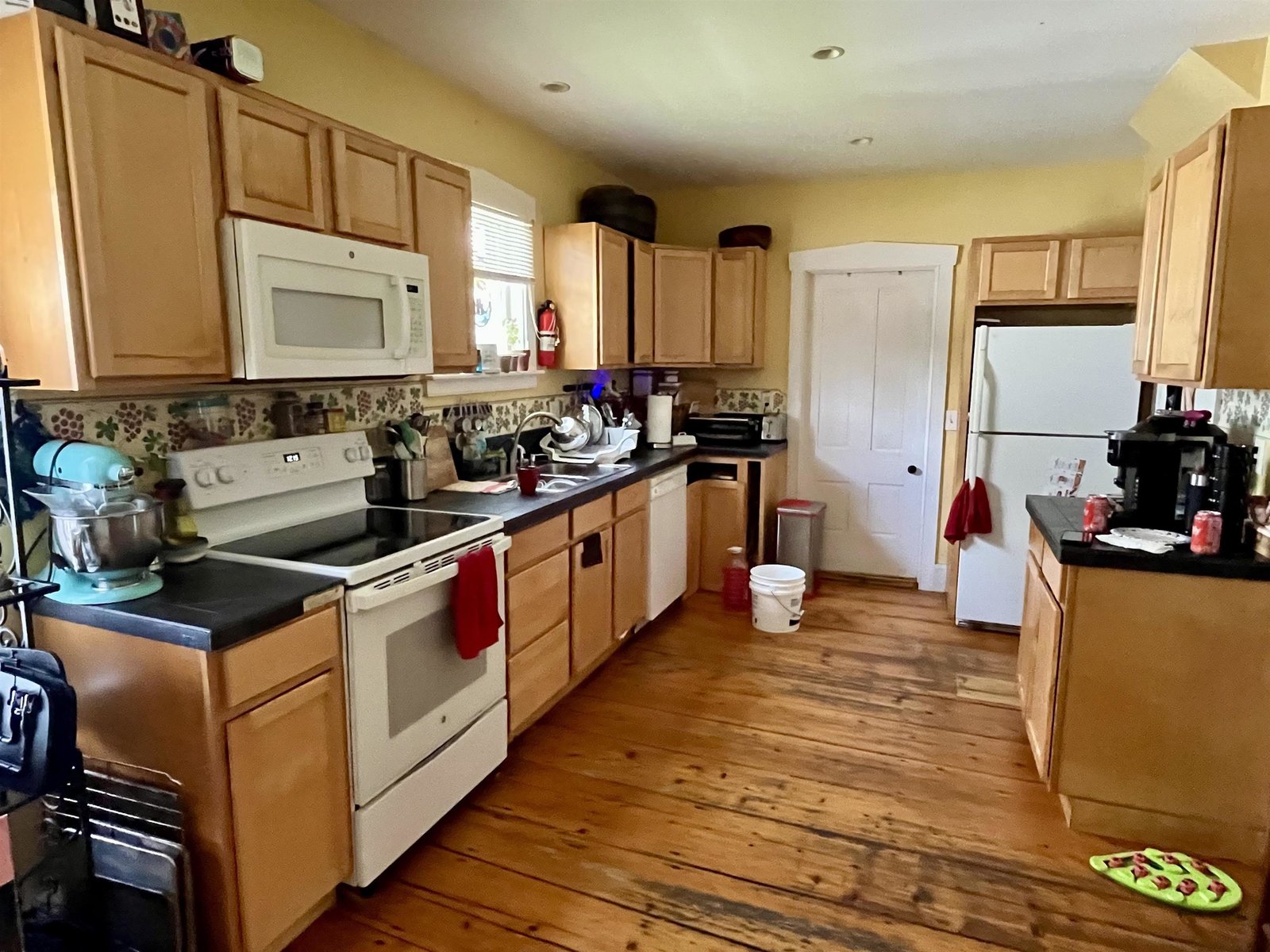 142 Vine Street