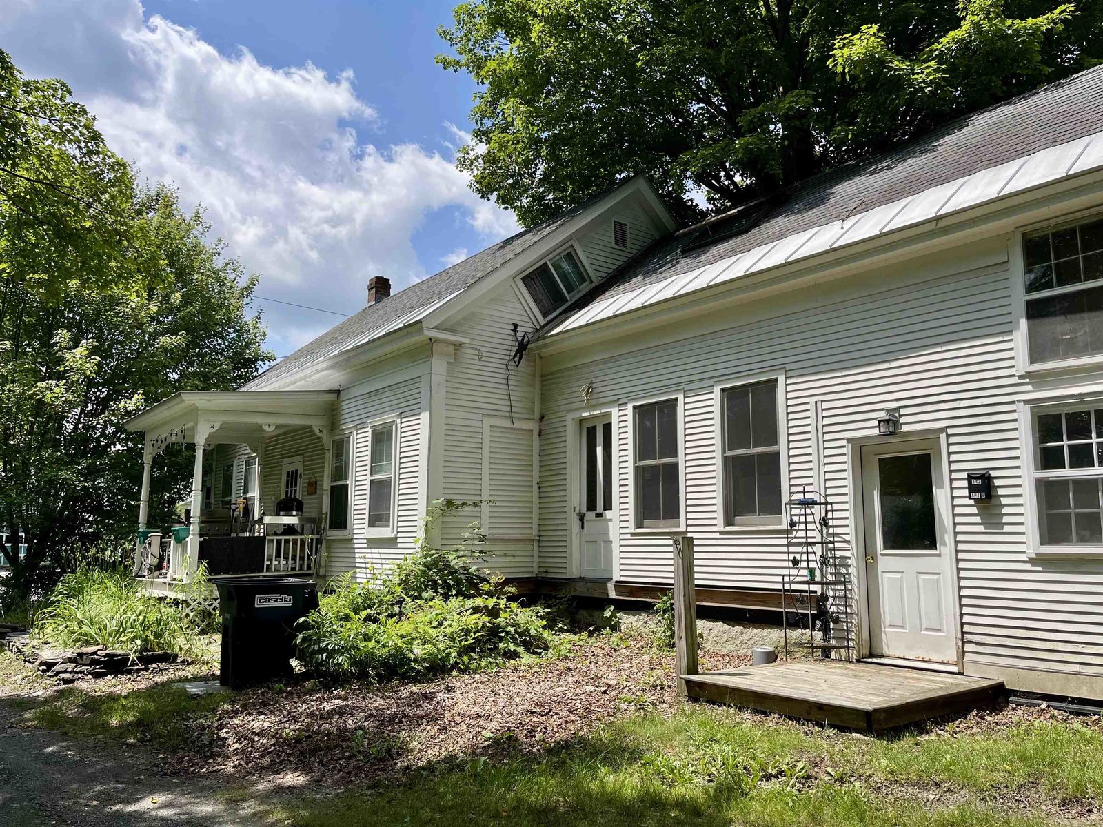 142 Vine Street