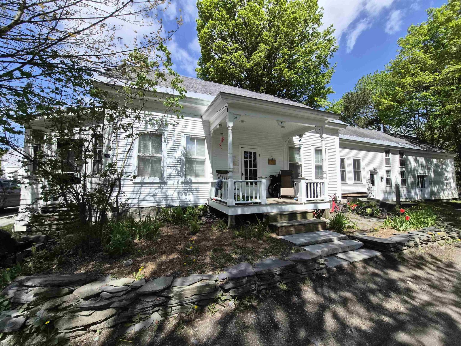 142 Vine Street
