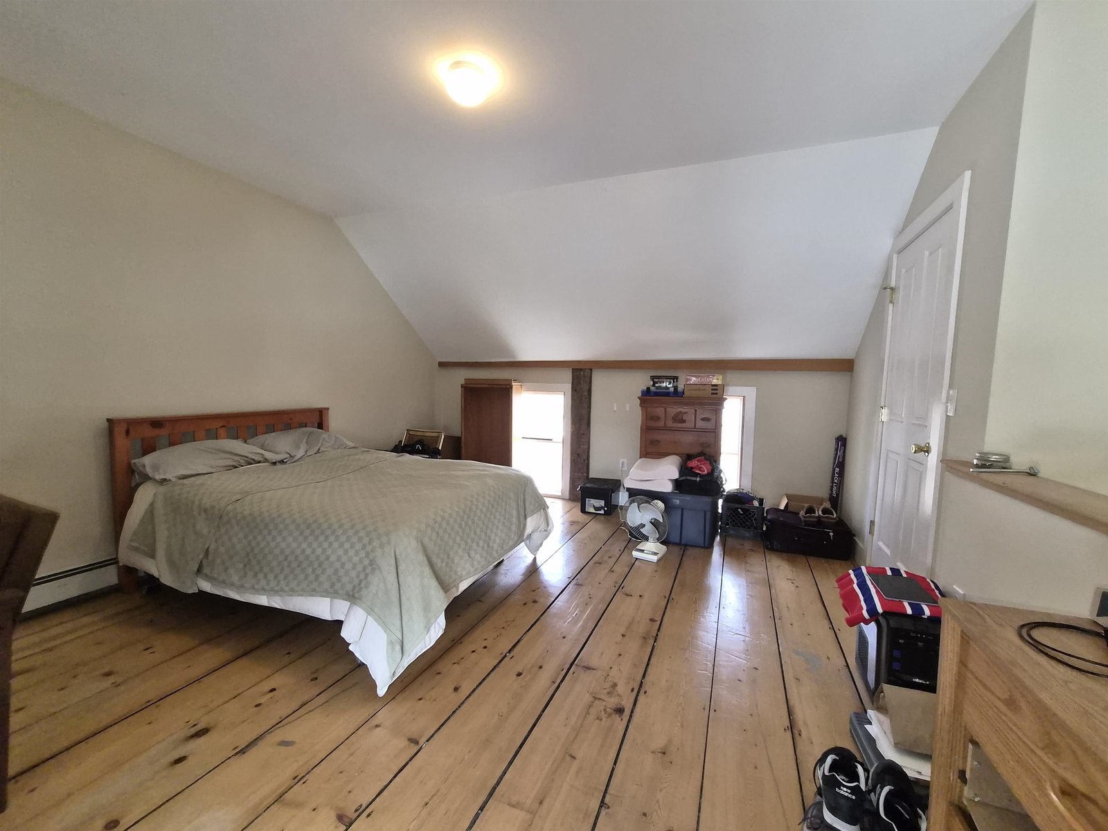 Unit B Loft bedroom