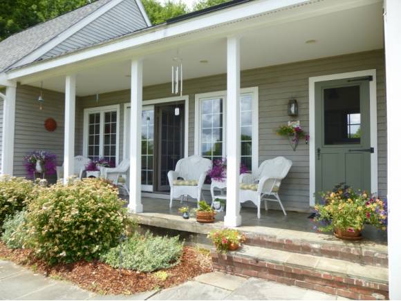 1421 Pond Rd