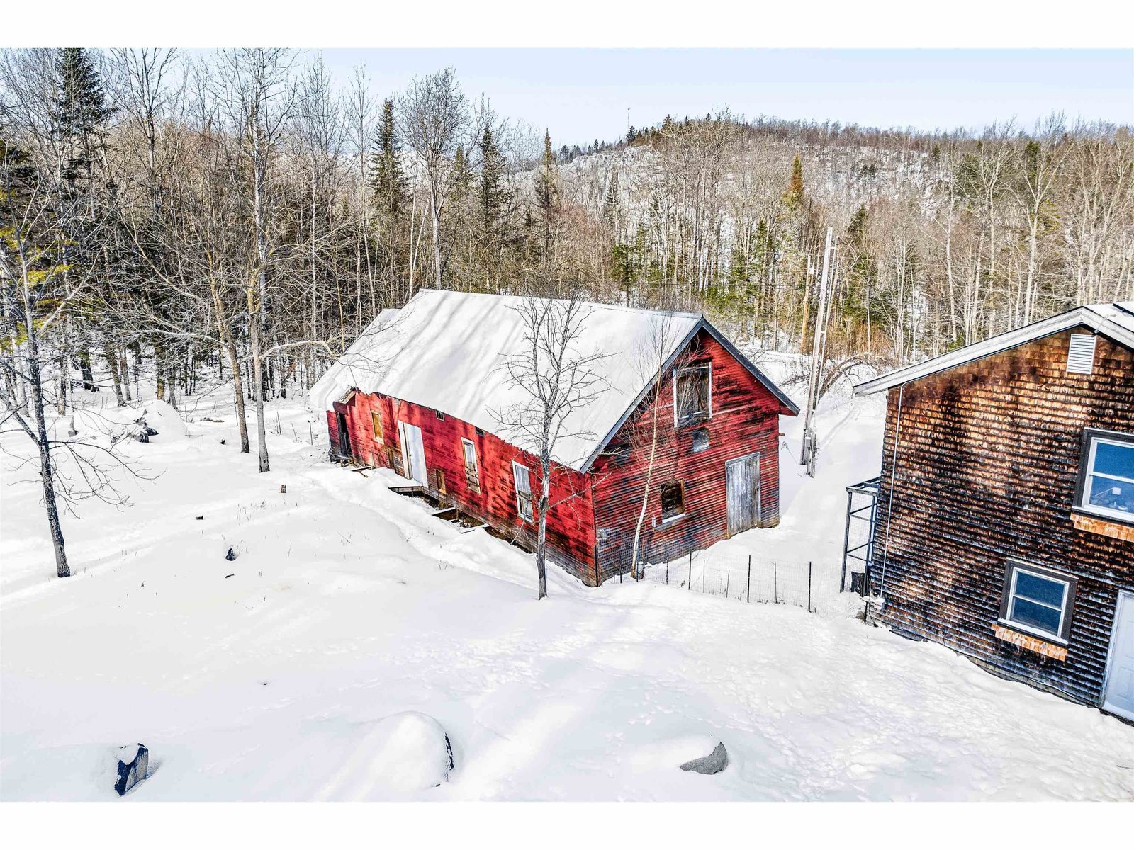 1422 Cabot Road