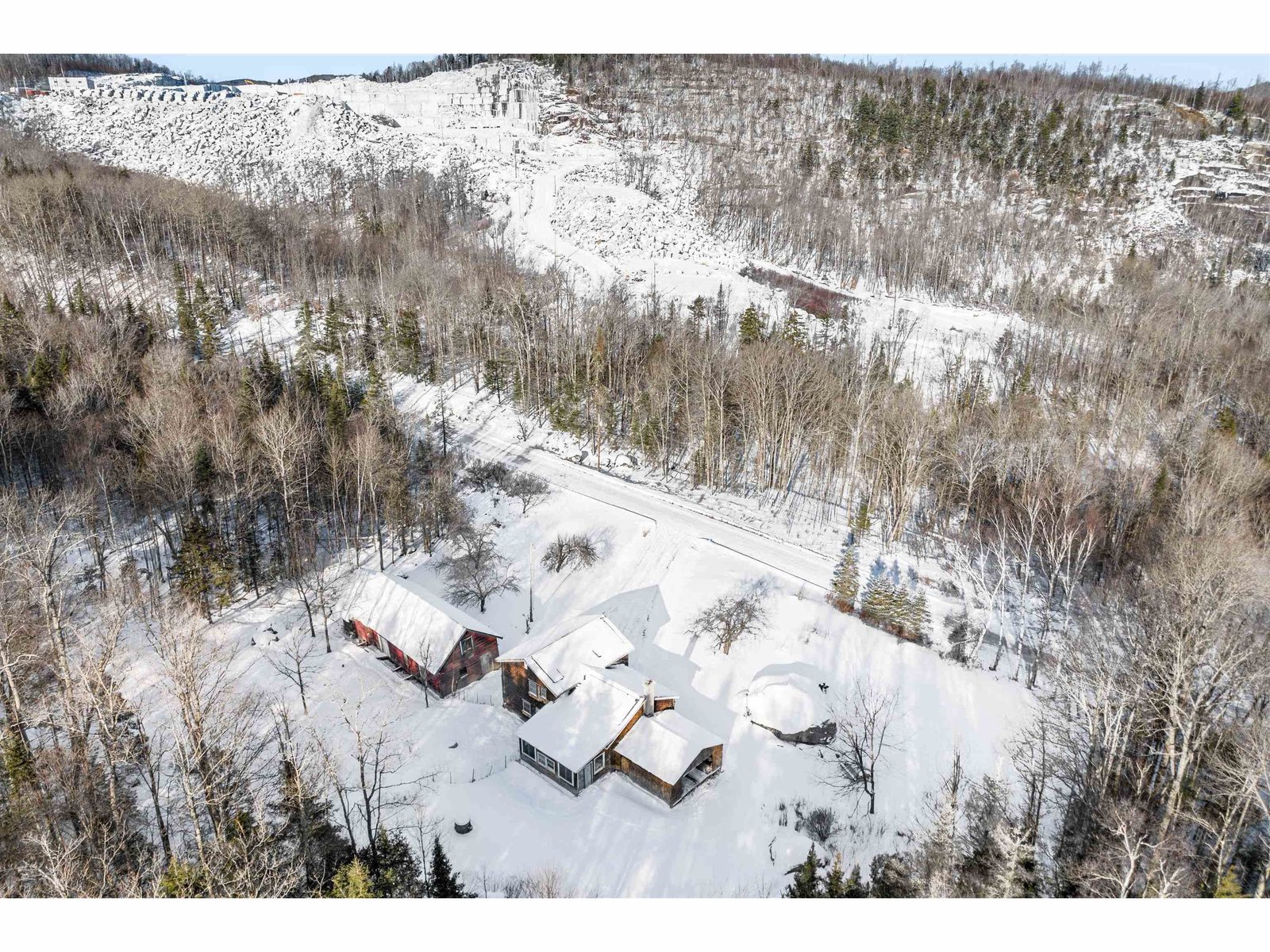 1422 Cabot Road