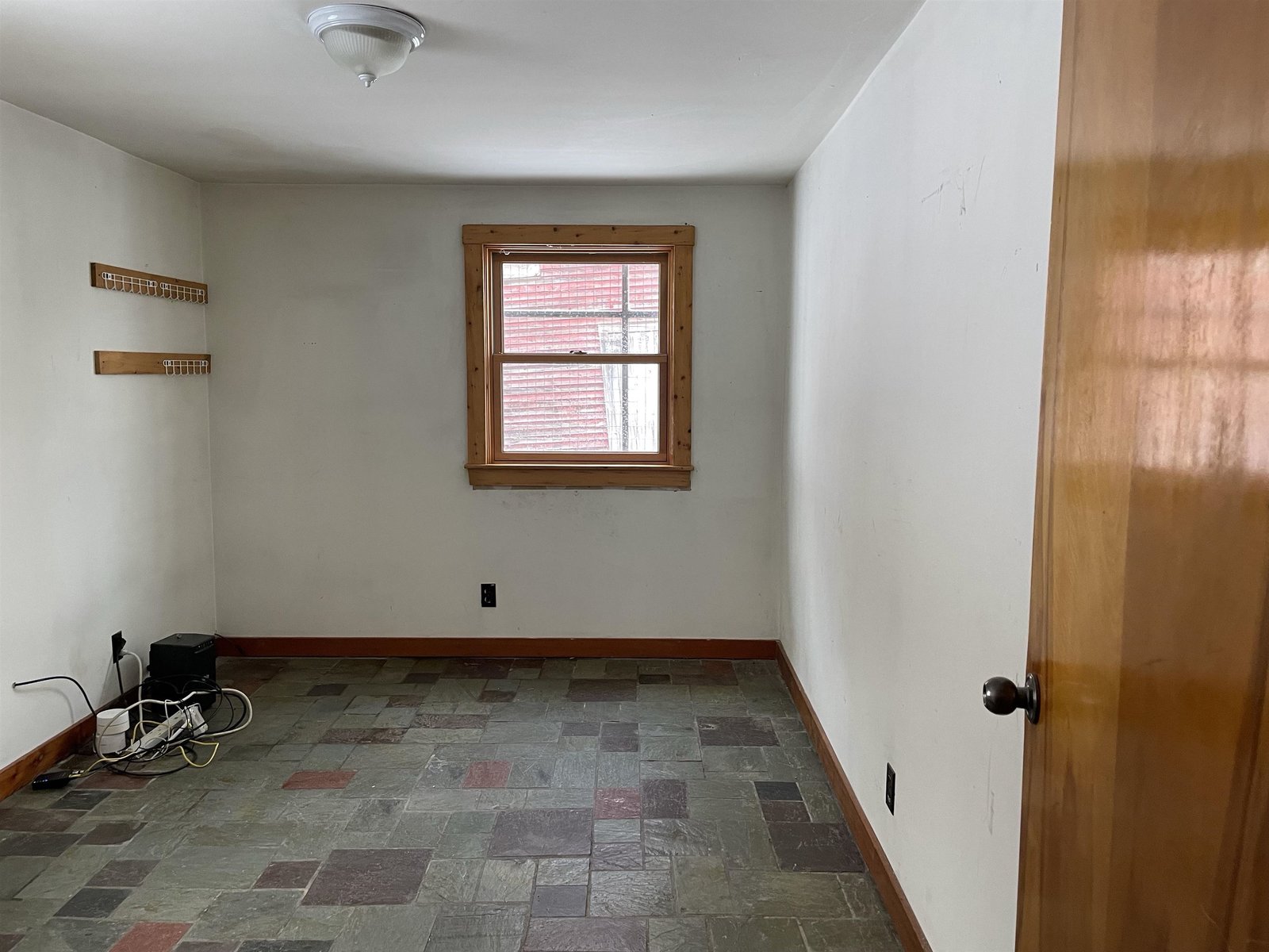 1422 Cabot Road