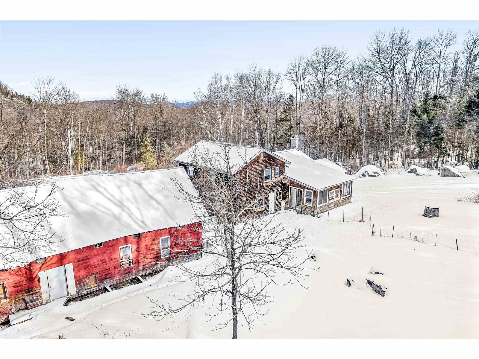 1422 Cabot Road