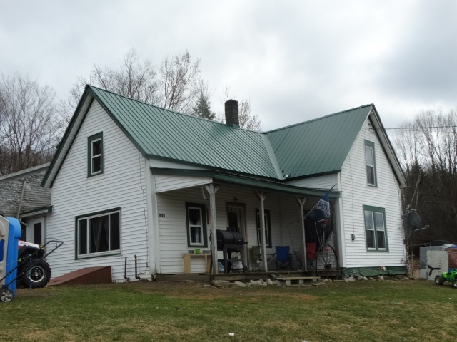 1428 Valley Road