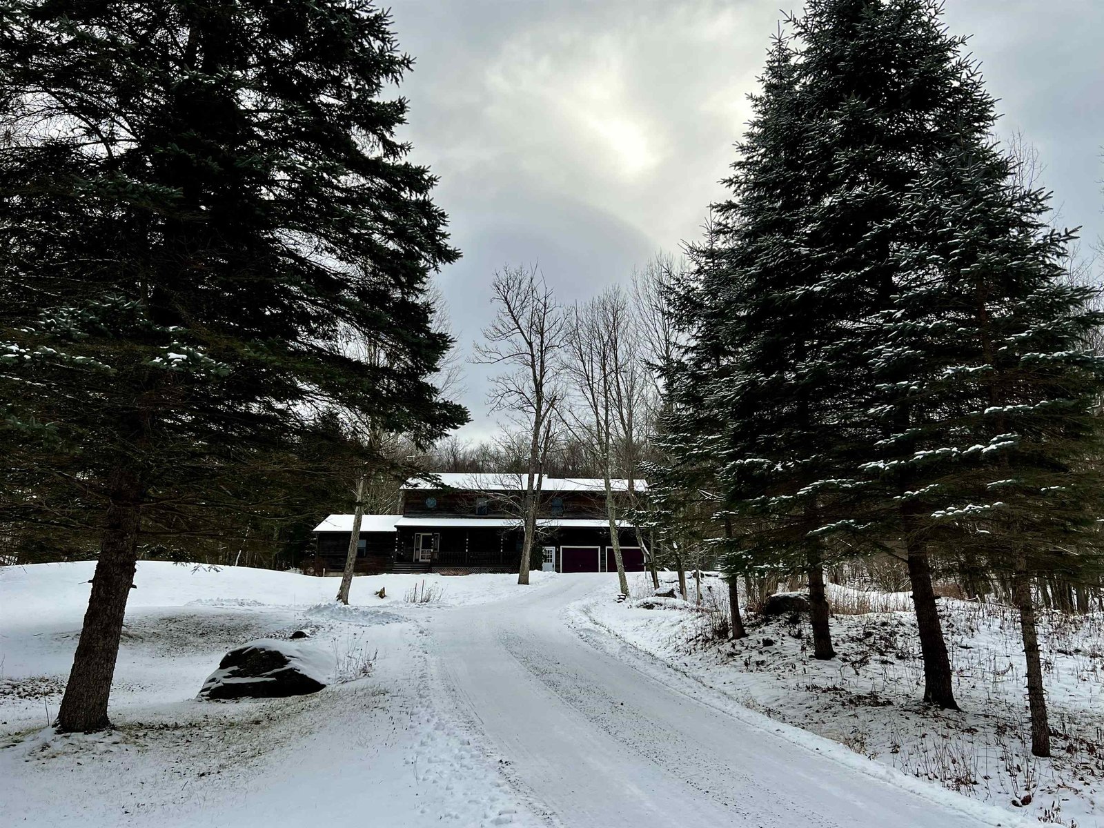 143 Machia Hill Road