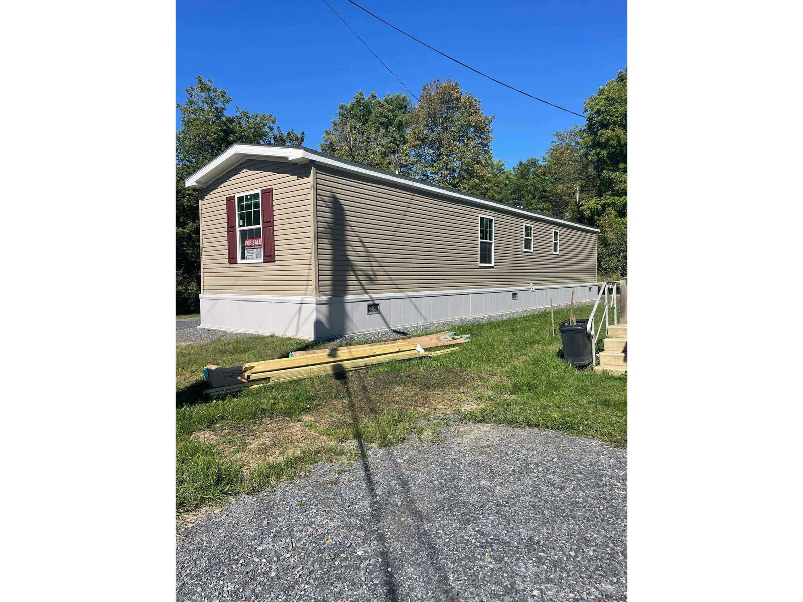 143 Oak Street