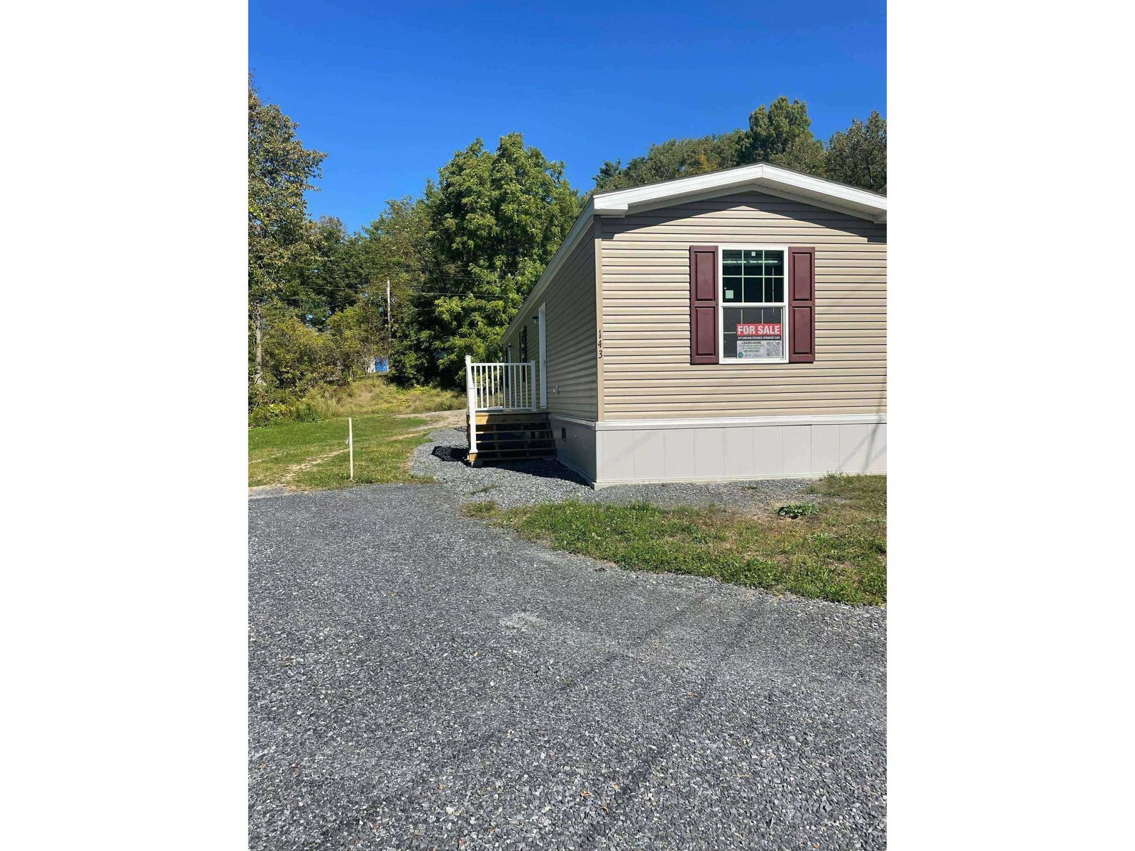 143 Oak Street