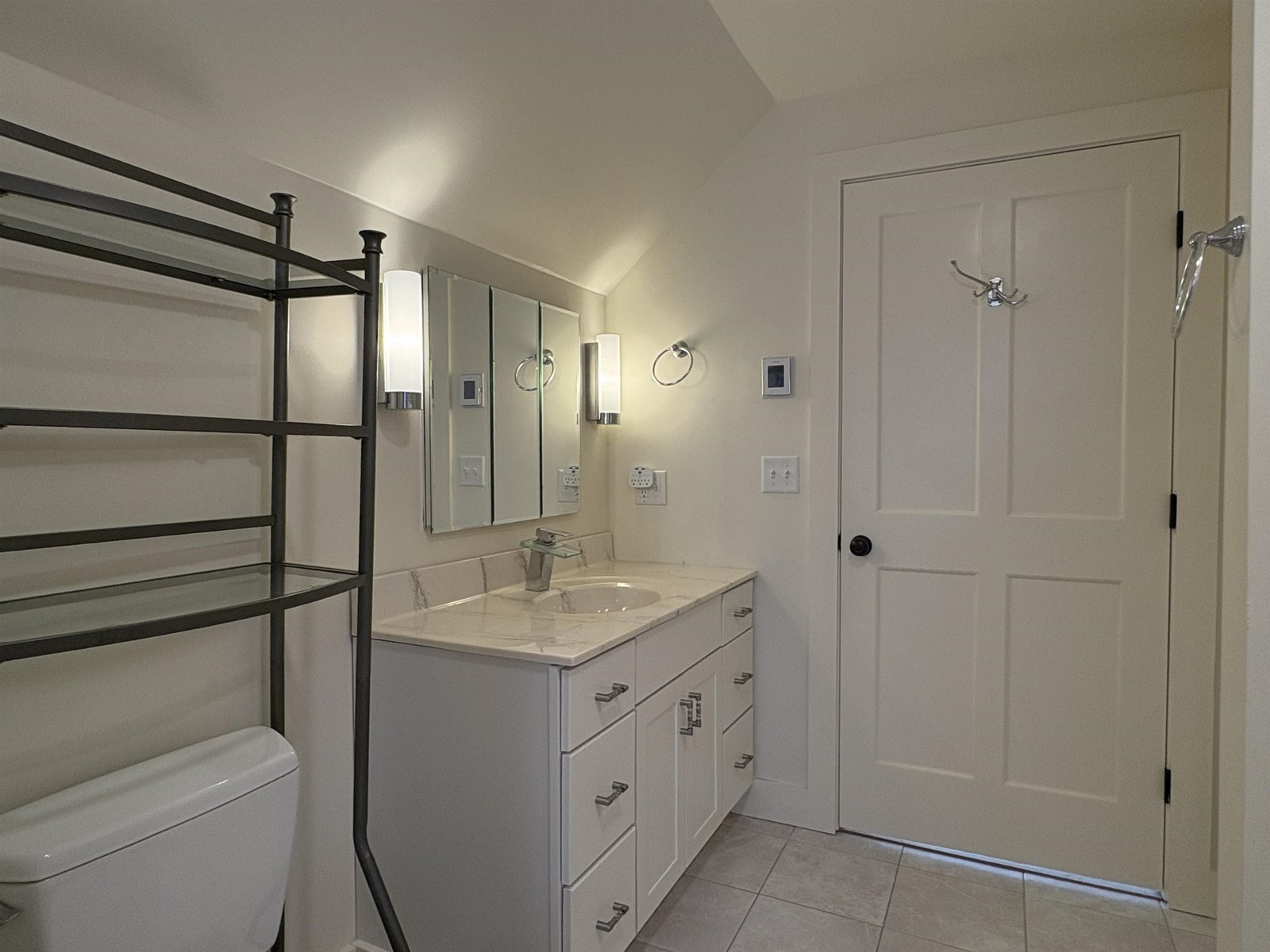2nd Floor Primary Bath