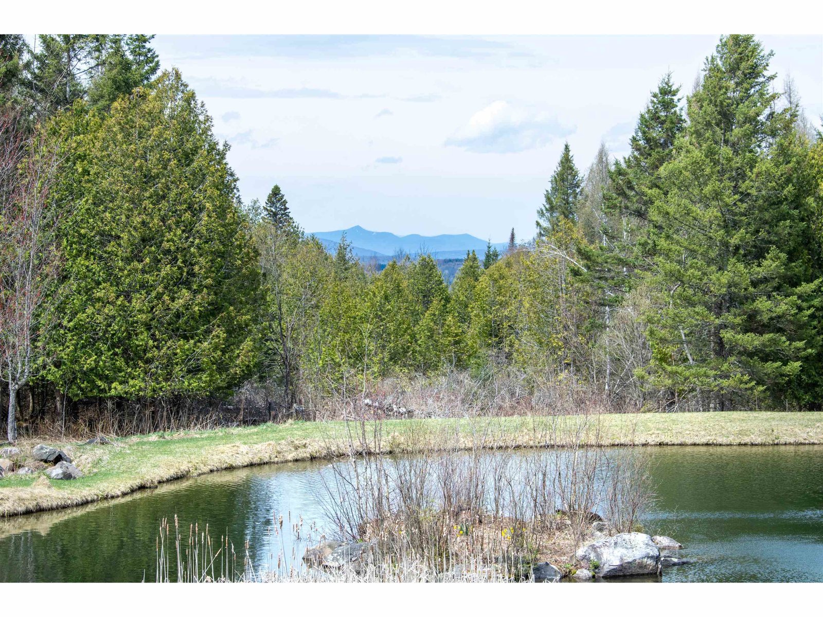 1435 Dexter Mountain Road