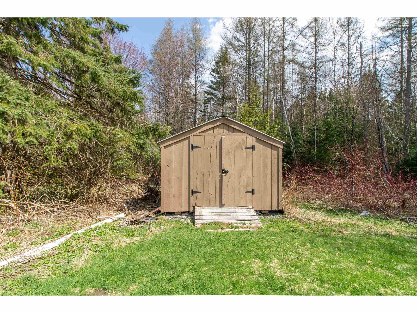 1435 Dexter Mountain Road