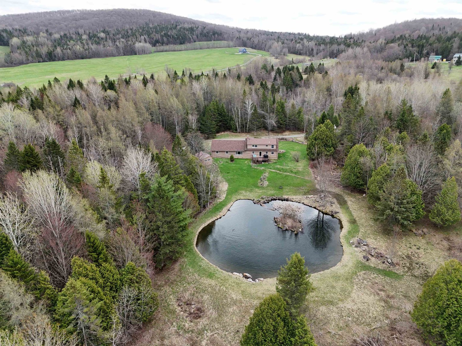 1435 Dexter Mountain Road