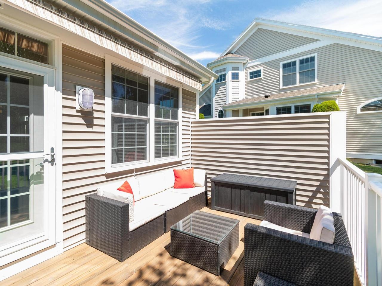 Private deck