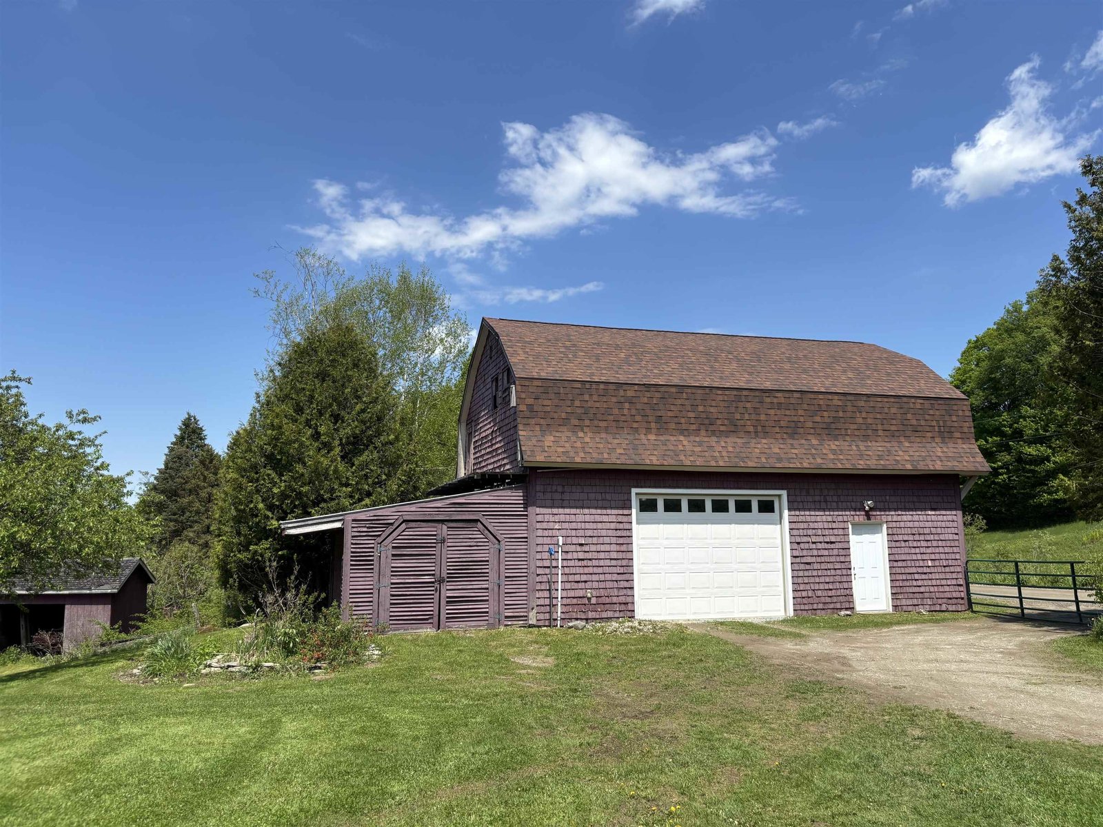1447 Joyal Road