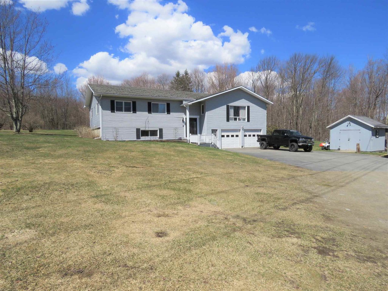 1453 North Hill Road