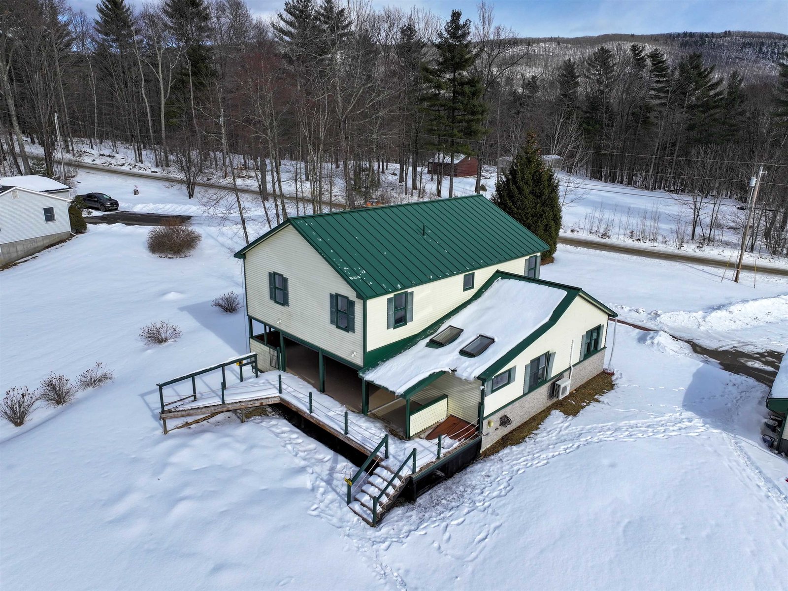 146 Hooker Road
