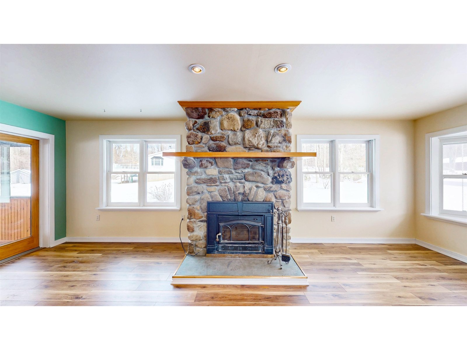 146 Hooker Road