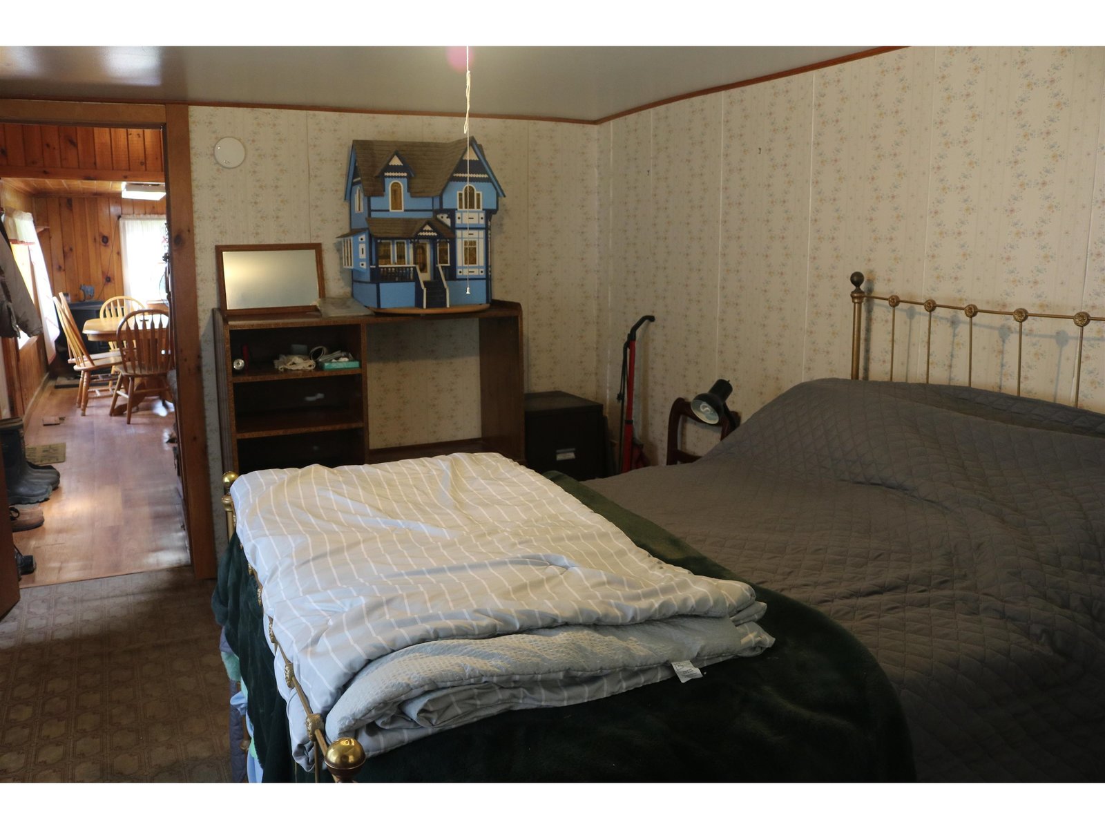 146 Parizo Street