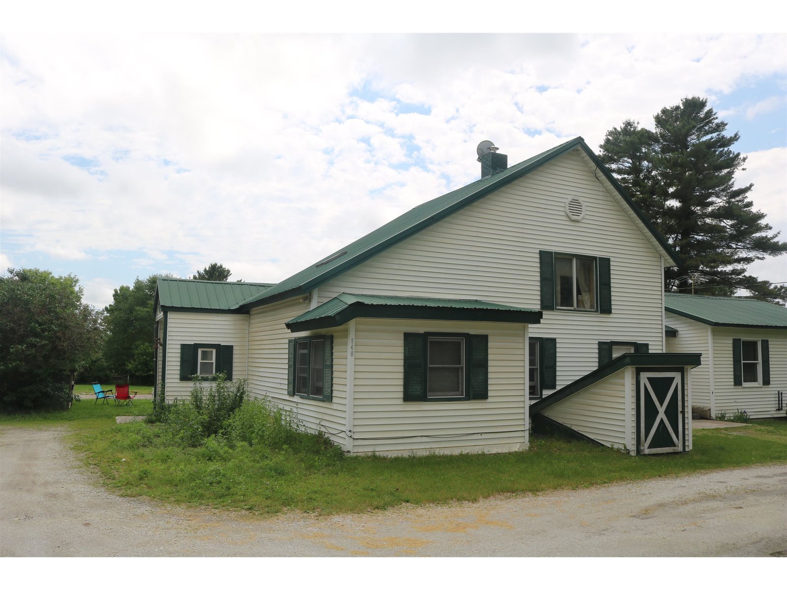 146 Parizo Street