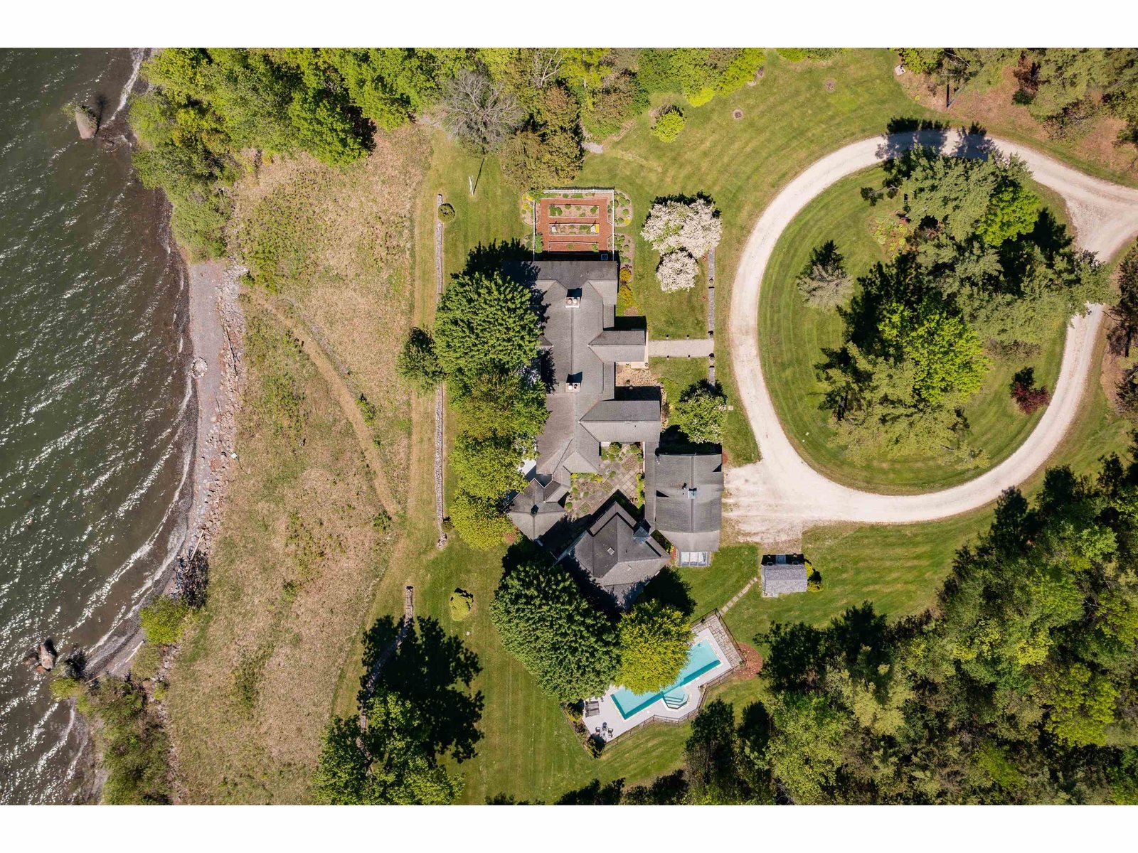 1462 Lake Road