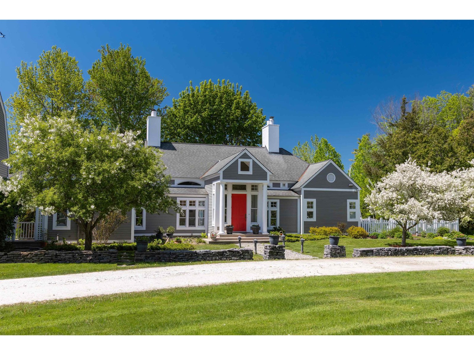 1462 Lake Road