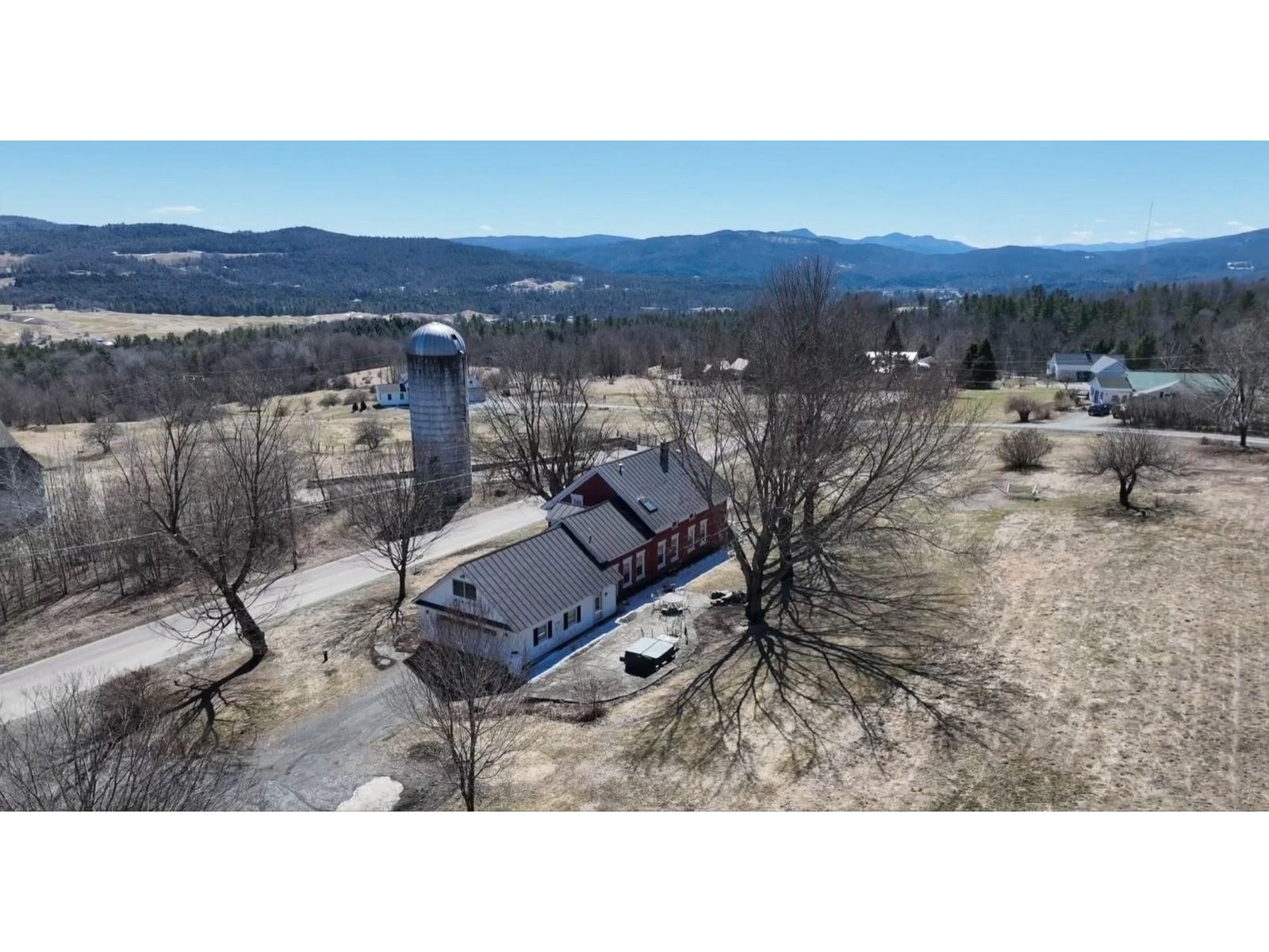 1463 Blush Hill Road