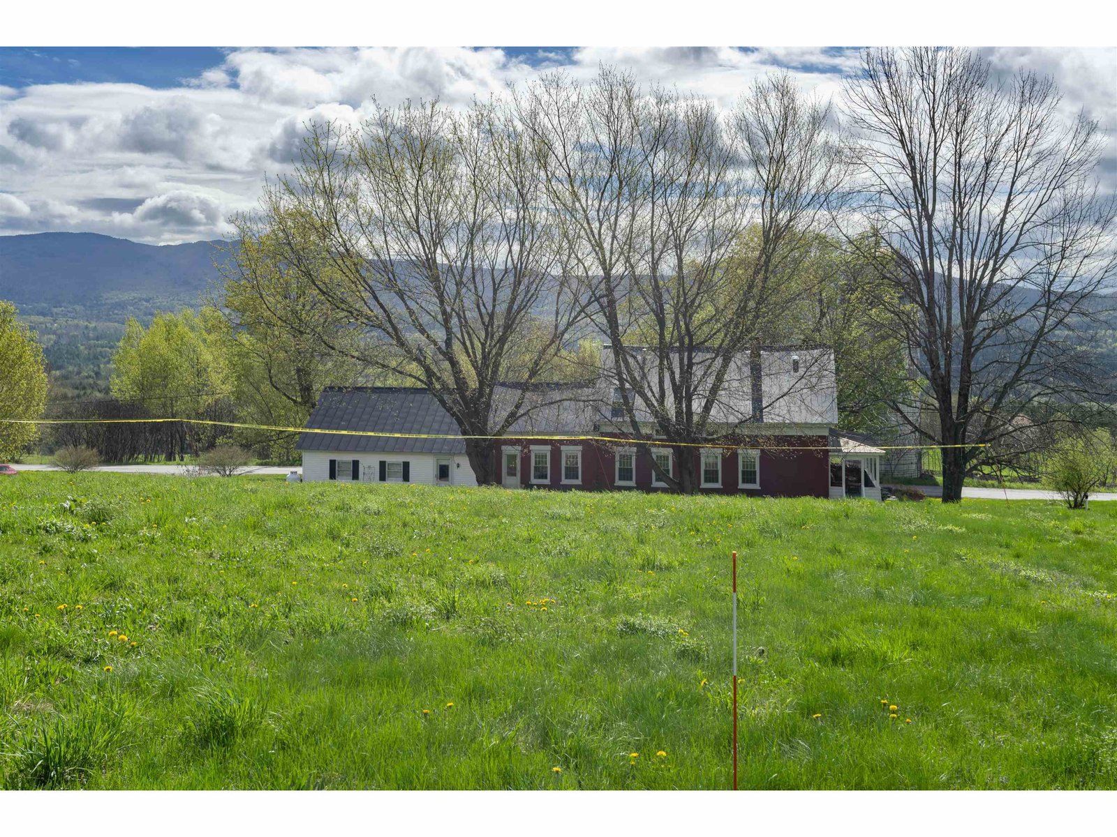 1463 Blush Hill Road