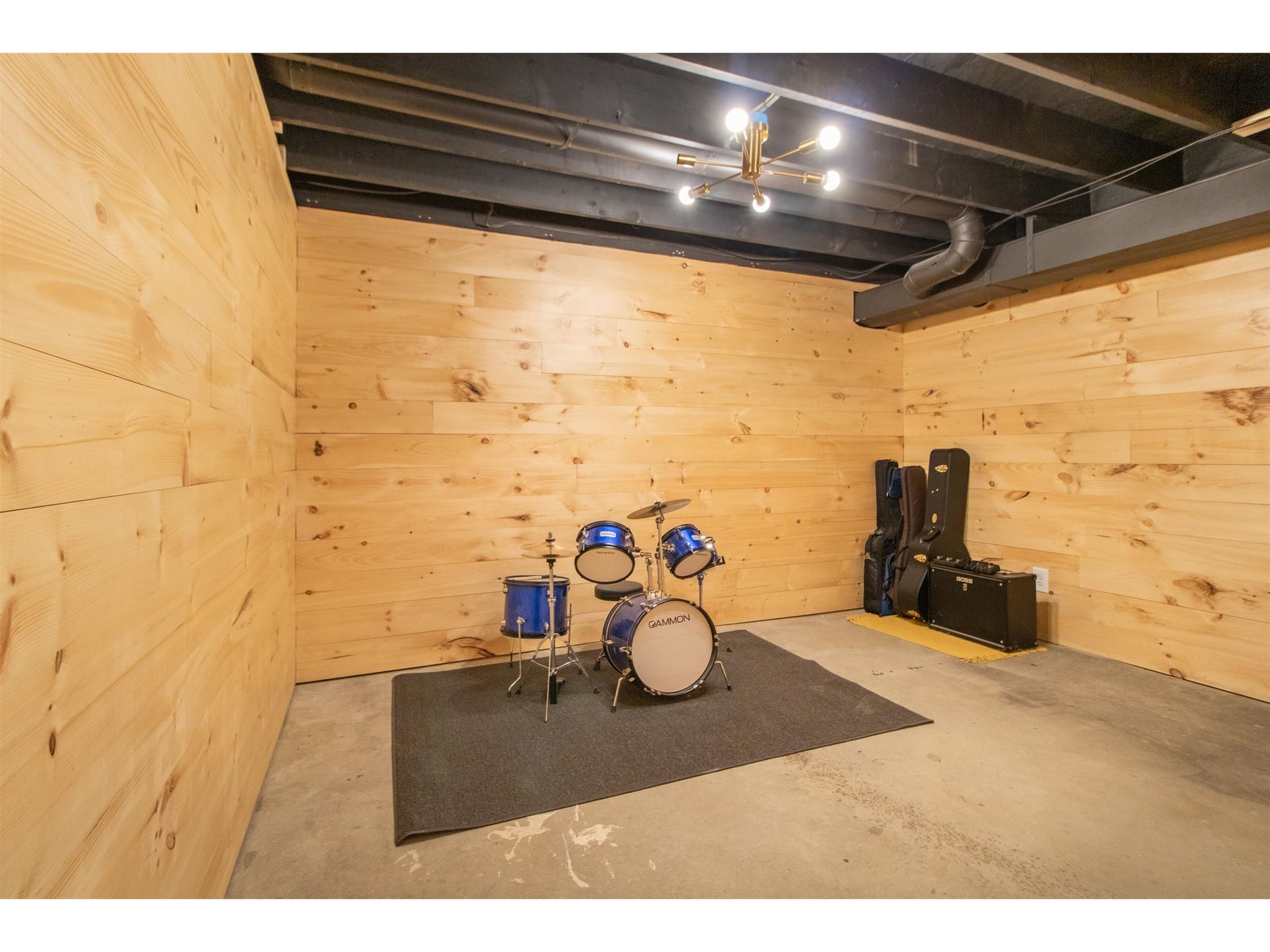 1463 Bushey Hill Road