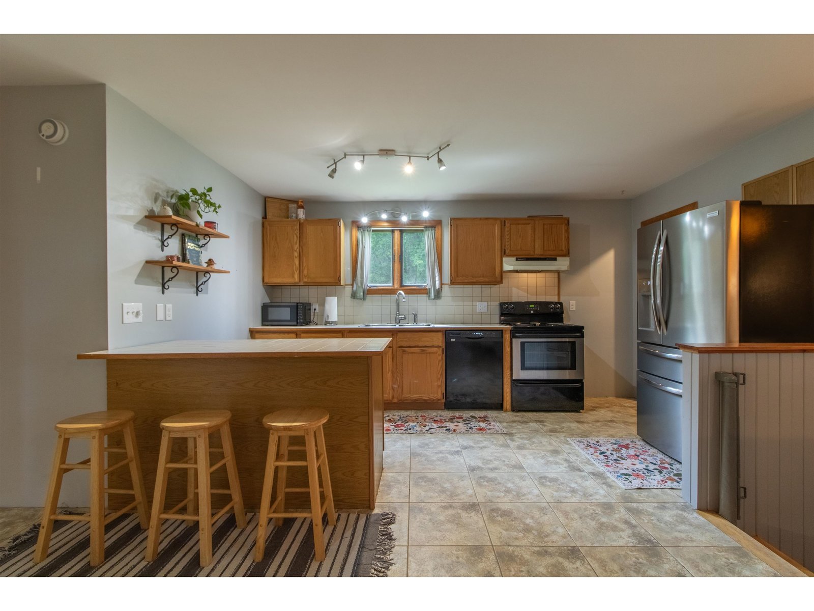 1463 Bushey Hill Road
