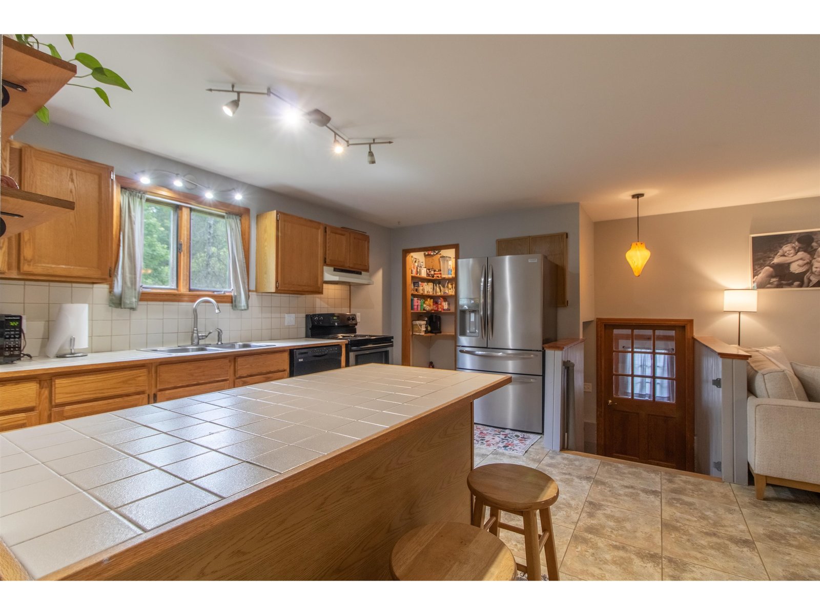 1463 Bushey Hill Road