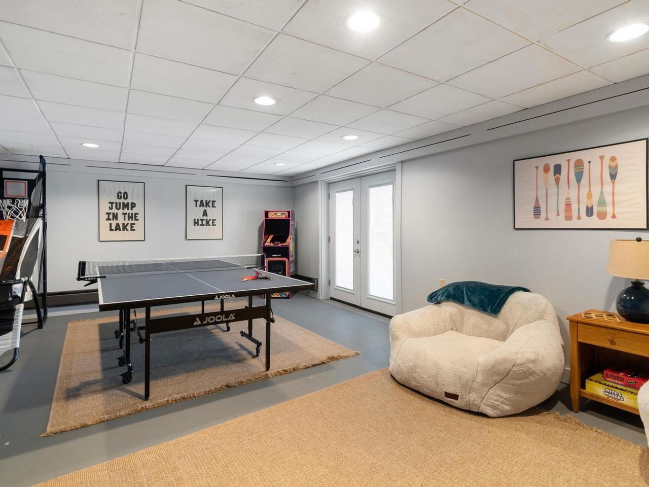 Rec room