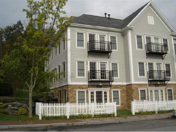146A Depot Street, Unit 12