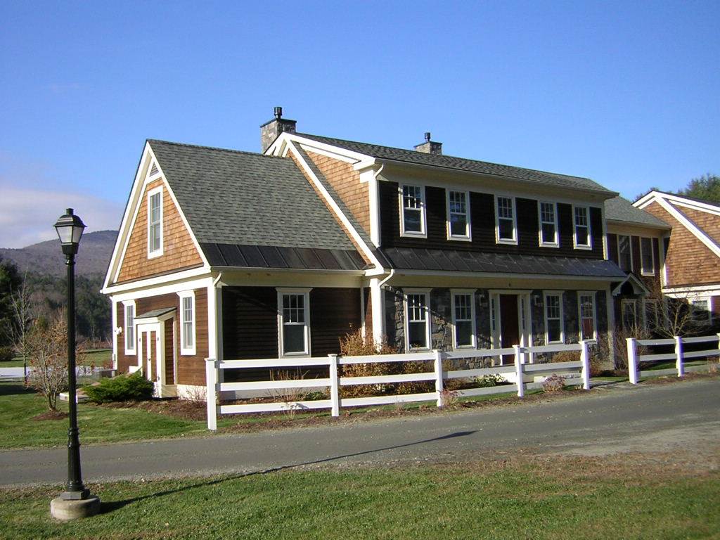 147 Landmark Lane, Unit 4