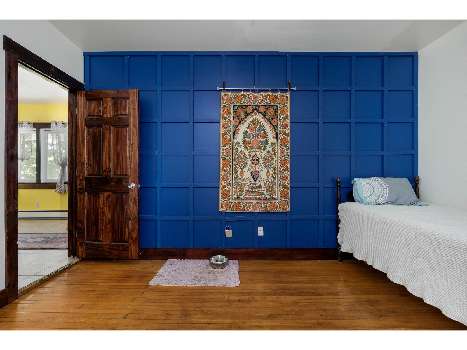1st floor bonus room