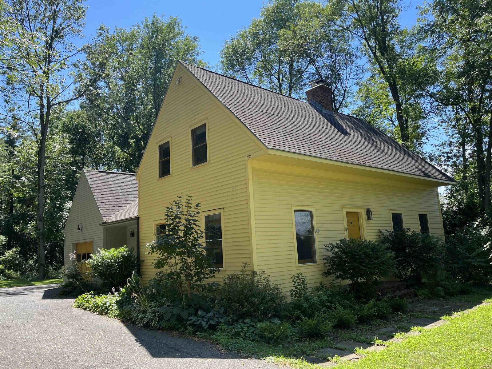 147 Wild Rose Circle