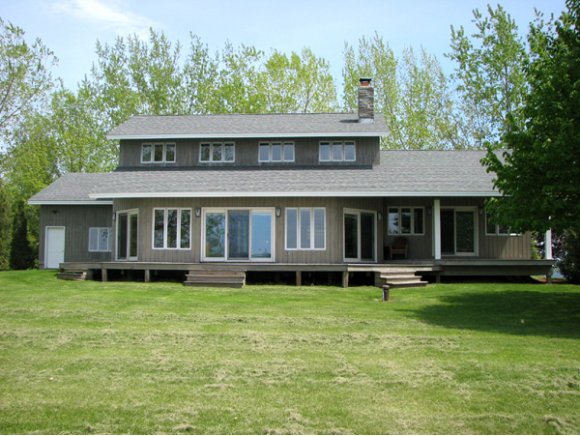 148 Windmill Point