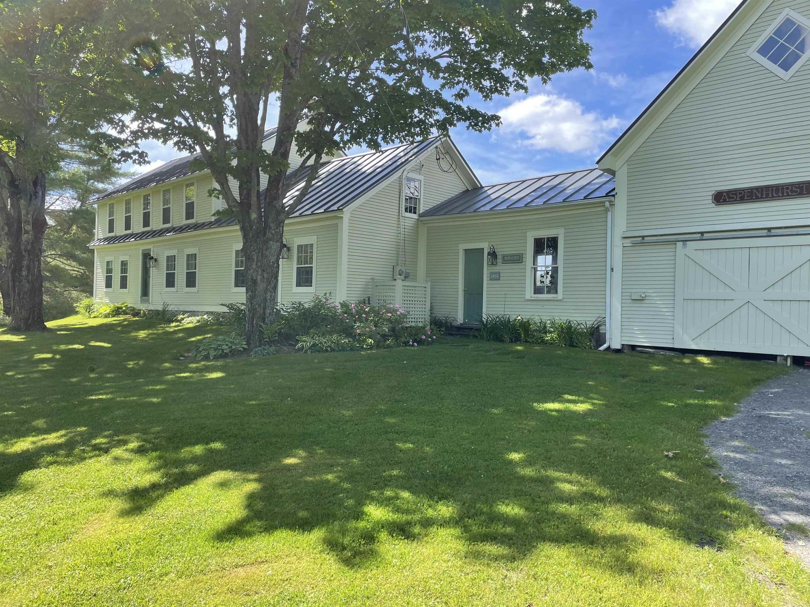 1481 Lake Shore Road