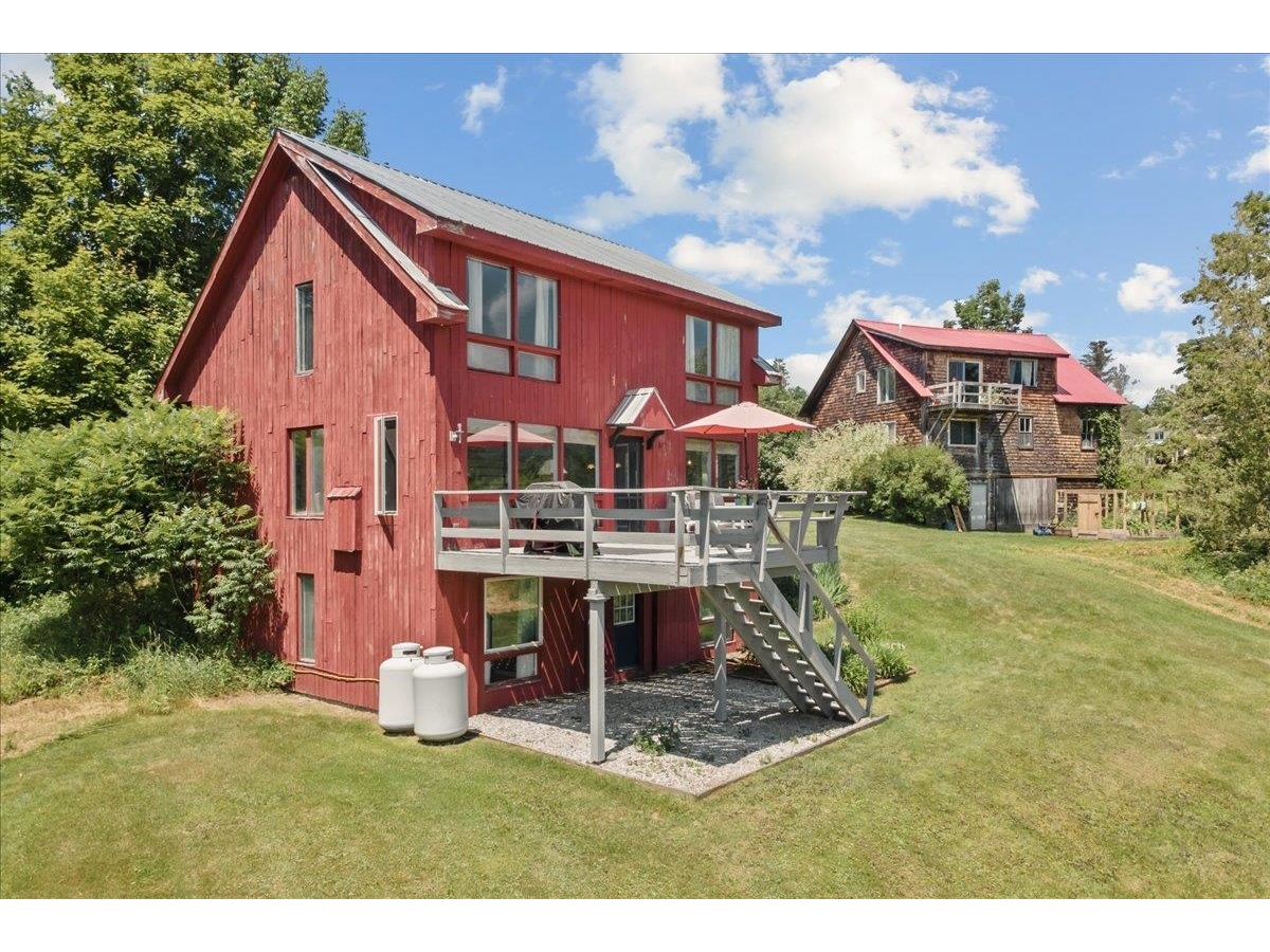 1487 River Road