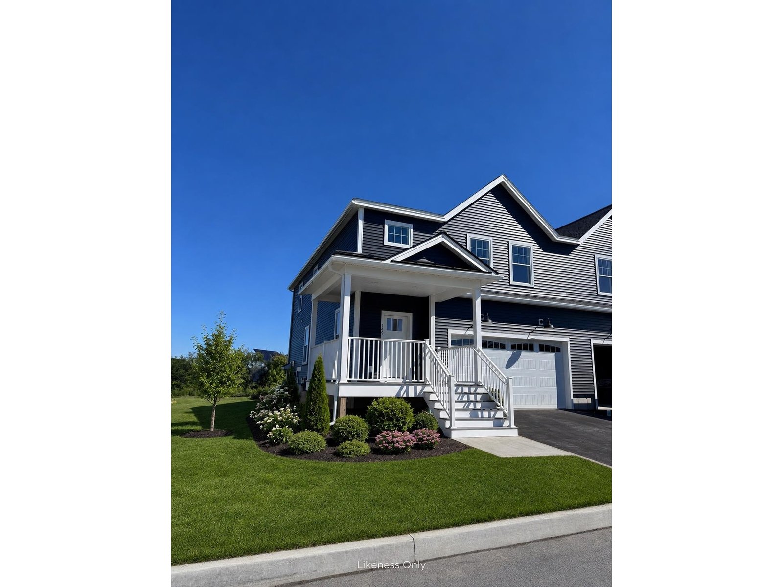 149 Aurora Road