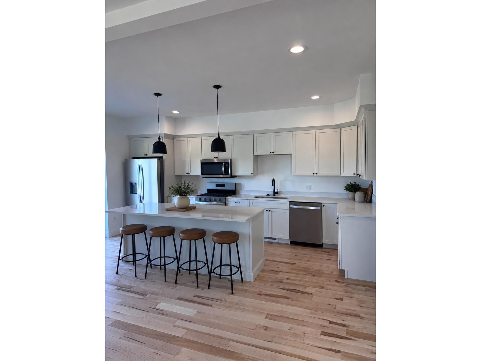 149 Aurora Road