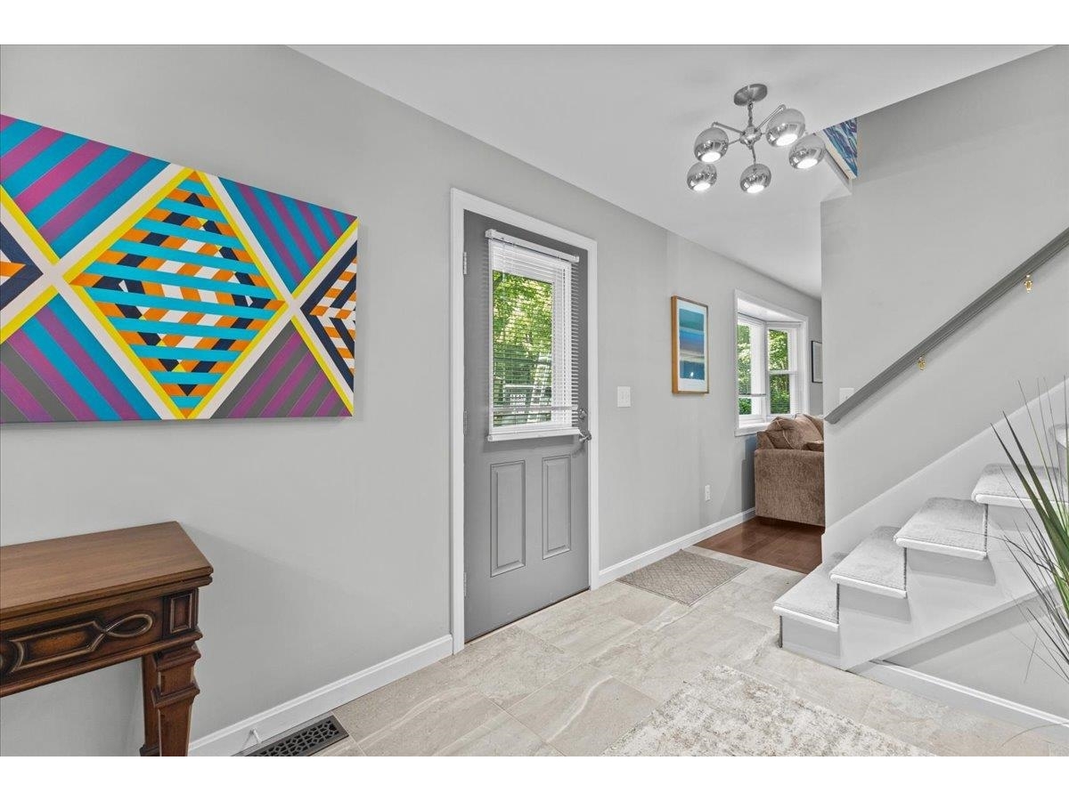 149 Oak Circle
