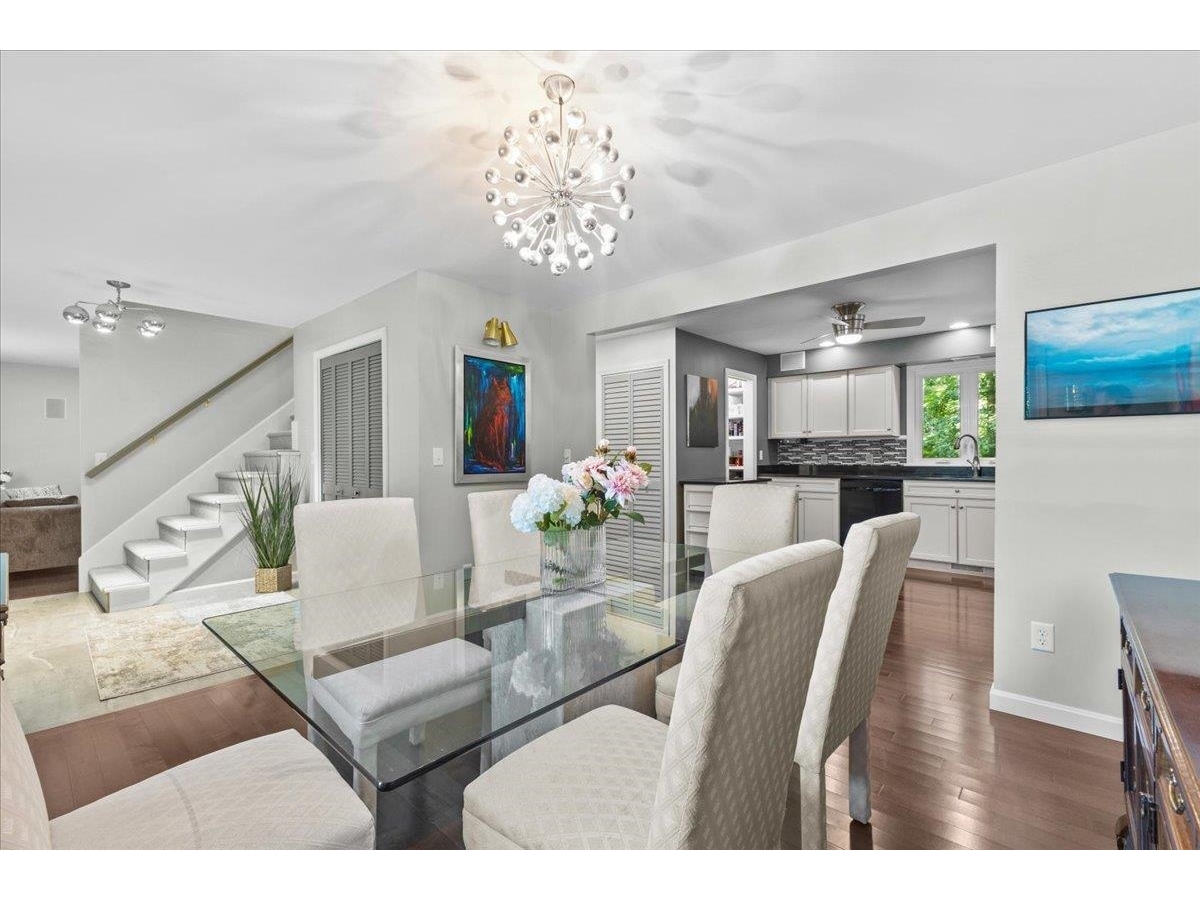 149 Oak Circle