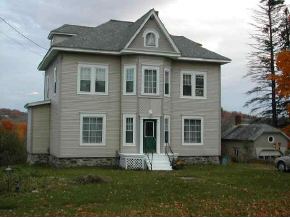 1495 Main St